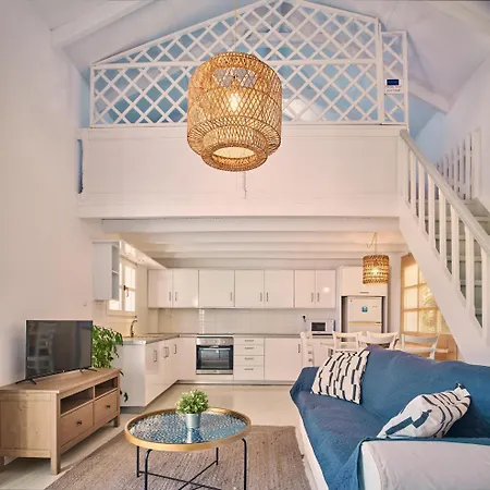 Erato Periyali Villa *