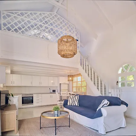 Erato Periyali * Ανω Βασιλικος